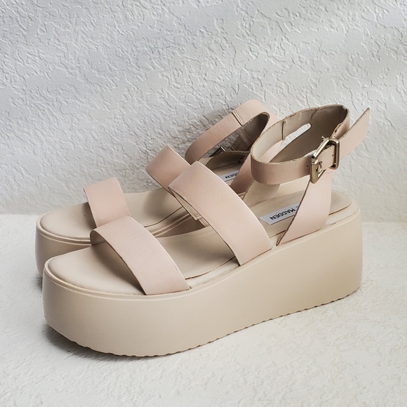 Open Toe Platform Sandals Shoes Nwot 